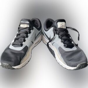 Nike AirMax Zero Wms 8.5